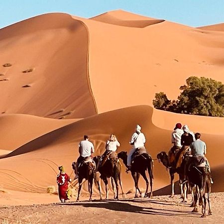 לינה וארוחת בוקר מרזאוגה Camel Luxury Camp מראה חיצוני תמונה