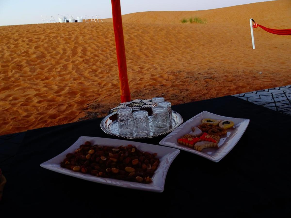 לינה וארוחת בוקר מרזאוגה Camel Luxury Camp מראה חיצוני תמונה