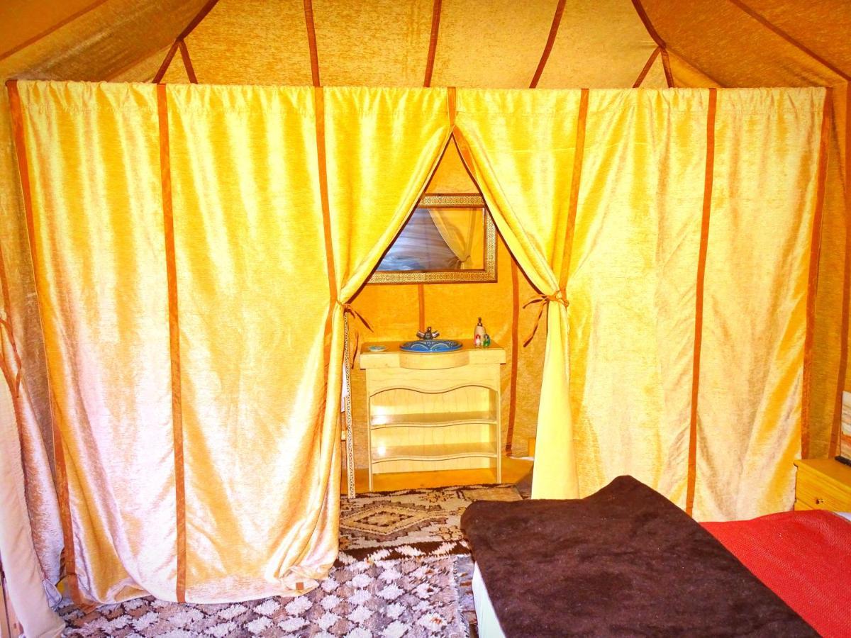 לינה וארוחת בוקר מרזאוגה Camel Luxury Camp מראה חיצוני תמונה