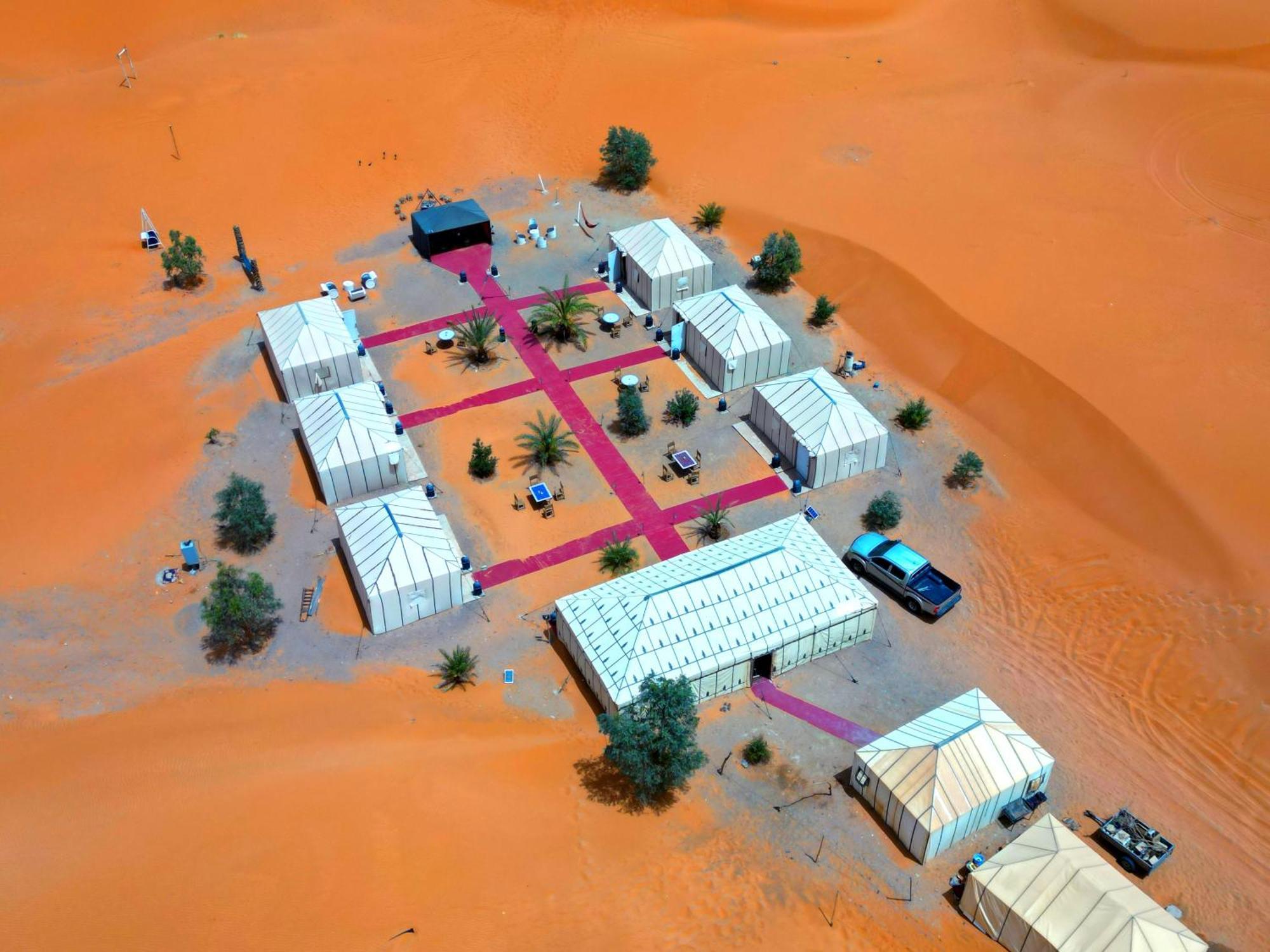 לינה וארוחת בוקר מרזאוגה Camel Luxury Camp מראה חיצוני תמונה