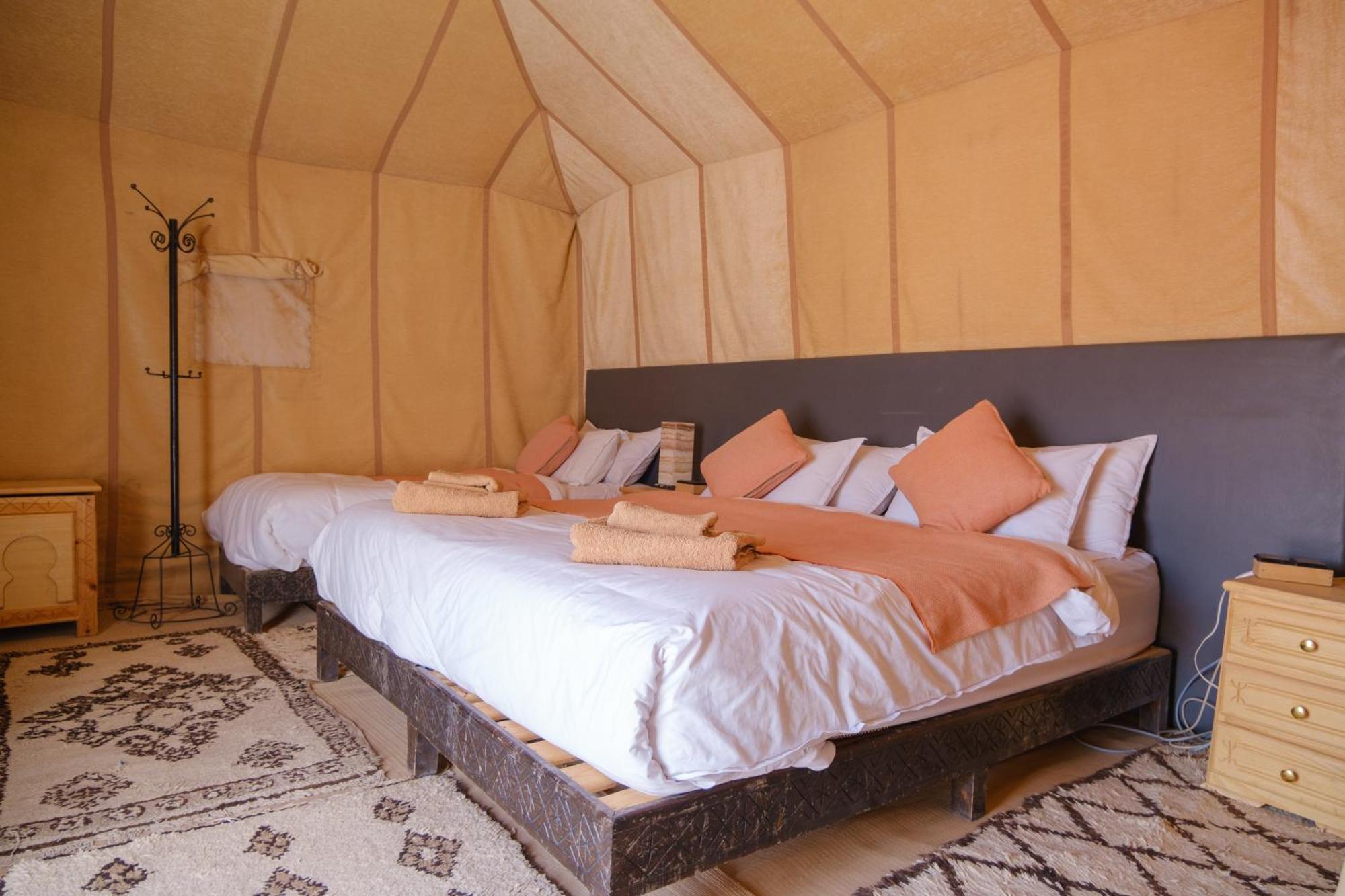 לינה וארוחת בוקר מרזאוגה Camel Luxury Camp מראה חיצוני תמונה