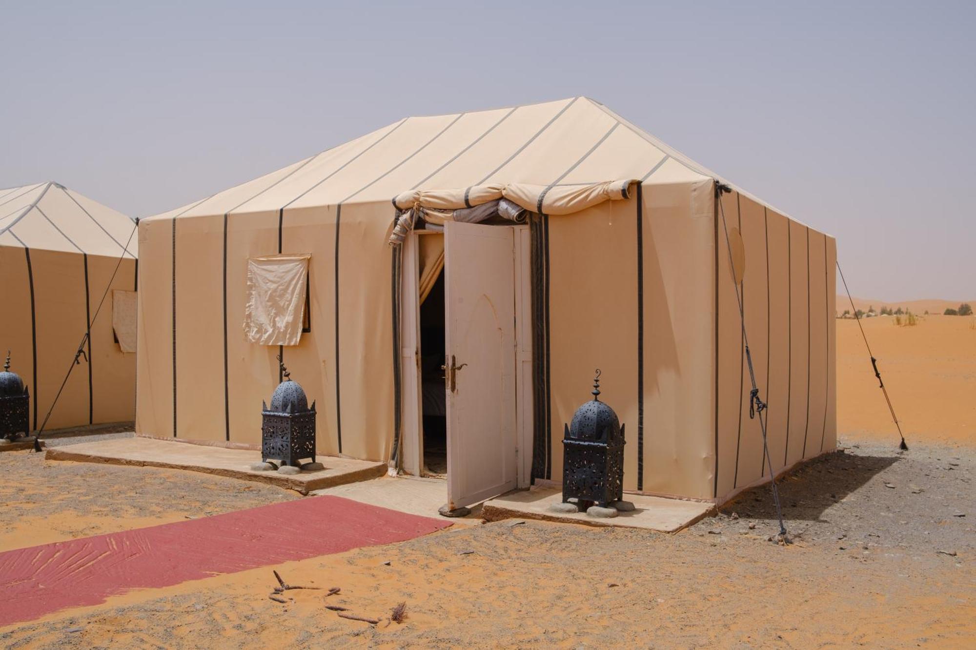 לינה וארוחת בוקר מרזאוגה Camel Luxury Camp מראה חיצוני תמונה